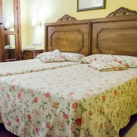 Hospederia Del Zenete Hotel